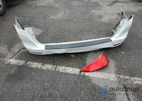 2021 Honda Odyssey Touring from USA, damaged, VIN 5FNRL6H88MB012187